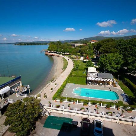 Hotel Lido Passignano sul Trasimeno Exterior photo