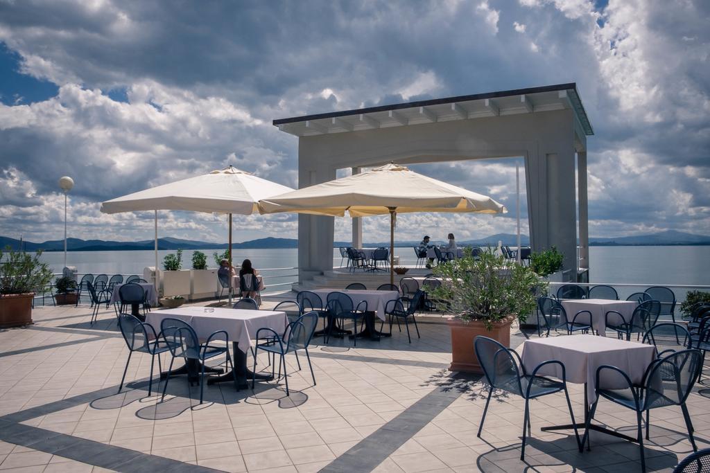 Hotel Lido Passignano sul Trasimeno Exterior photo