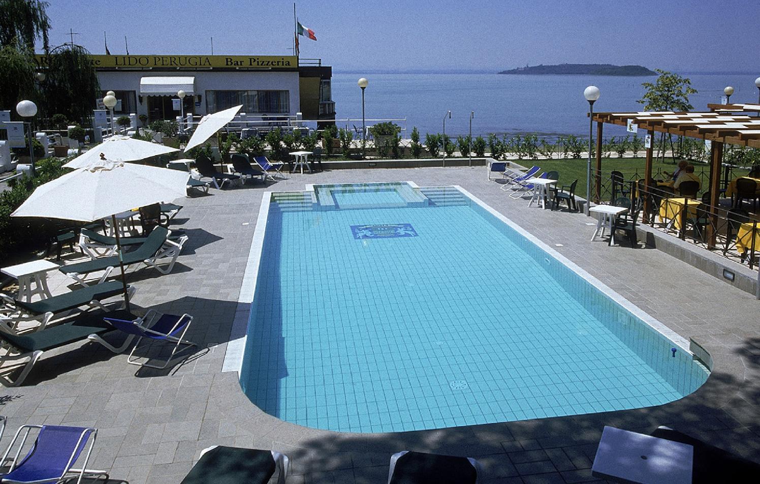 Hotel Lido Passignano sul Trasimeno Exterior photo